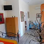 Vernagallo\'S House 2